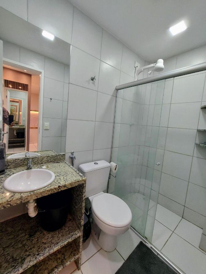 Apartamento Ape No Ed. Manhattan Service 1305 *
